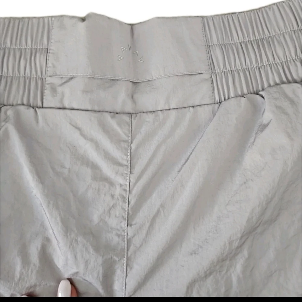 Varley Womens Metallic Lavender Kallin Running Short XS